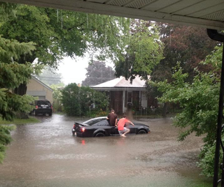 Illustration for article titled Detroit under water …. here are all of the photos.